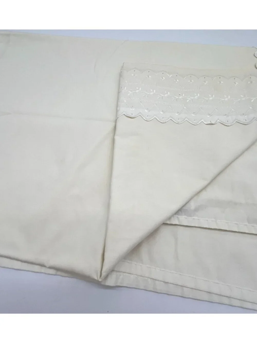 Vintage JC Penney Home Collection Cream Embroidered Floral Twin Flat Sheet
